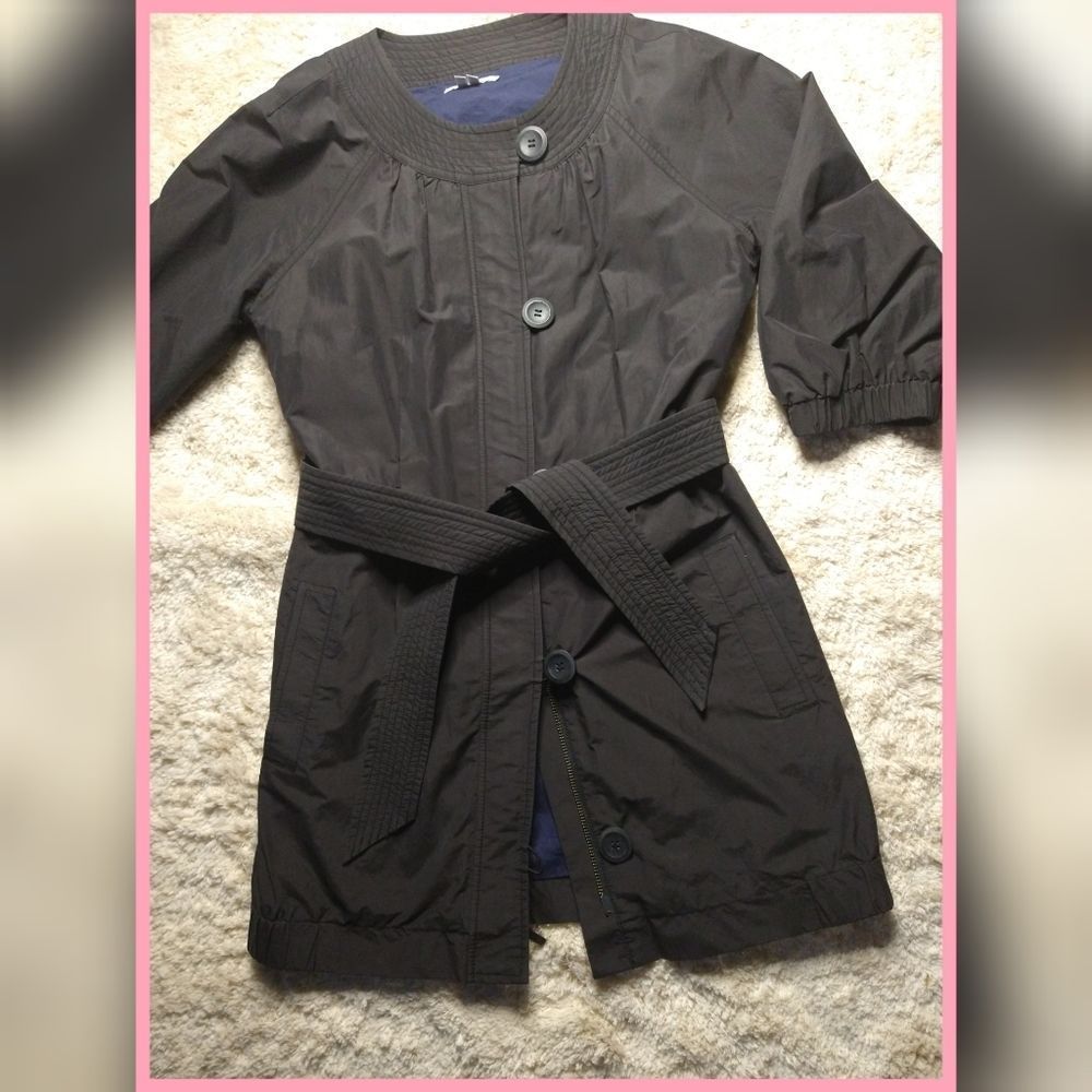 Vince Black Trench Style Belted Crew Neck Jacket - Picture 2 of 15